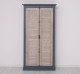 Dulap cu 2 usi, sistem inchidere tija, Colectia Shutter de la Rustic Butique PS616 - Culoare Corp_P051 / Culoare Usi_P037 - DUBLU COLOR