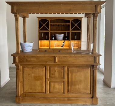 Mobilier cafenea 180 cm lungime - blat pin cu galerie + mobilier de bar cu banda de led - Culoare_P001 - CERUIT de la Rustic Butique OUTPS1001-180+GAL+PS698 - Culoare_P001 - CERUIT