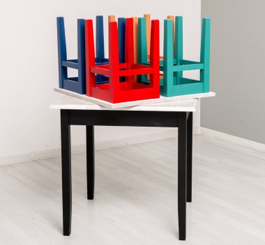 Masa cu blat stejar, dim. 80x80x78 cu 4 scaun - Culoare Top_P080 - Culoare Corp_Multicolor - MULTICOLOR de la Rustic Butique OUTPS659-80+4XPS83 - Culoare Top_P080 - Culoare Top_P080 - Culoare Corp_Multicolor - MULTICOLOR