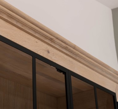 Vitrina eleganta din stejar, cu 2 usi BAS + 2 usi sticla SUP de la Rustic Butique OPS798BAS+SUP - Culoare_P035 - ULEIAT