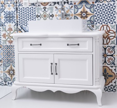 Mobilier baie Chic cu 2 usi si 1 sertar, sertarul pe sine soft close de la Rustic Butique PS737 - Culoare_P004 - VOPSIT