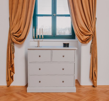 Comoda cu 2 sertare inguste + 2 sertare late de la Rustic Butique PS150 - Culoare_P010 - VOPSIT