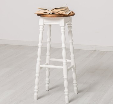 Scaun de bar cu picioare strunjite de la Rustic Butique PS655 - Culoare Top_P064 - Culoare Corp_P039A - DUBLU COLOR